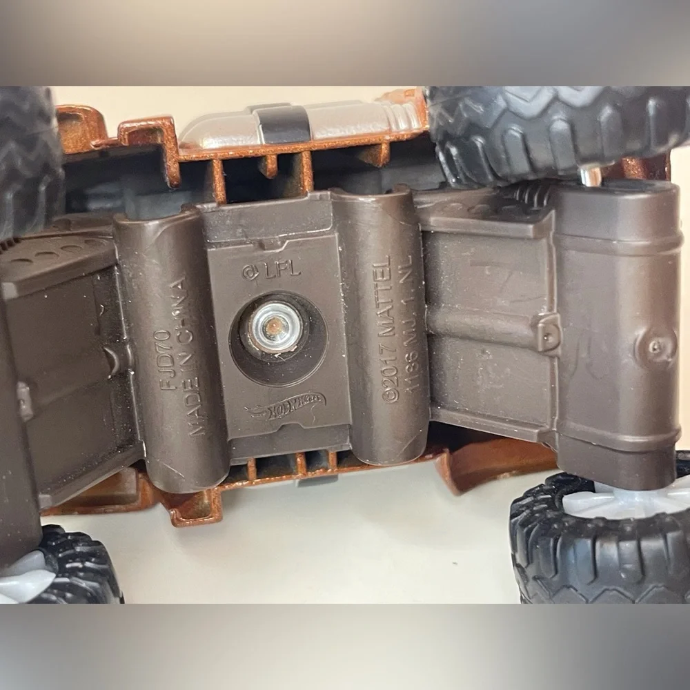 Hot Wheels Star‎ Wars All Terrain Vehicle Car Chewbacca 2017